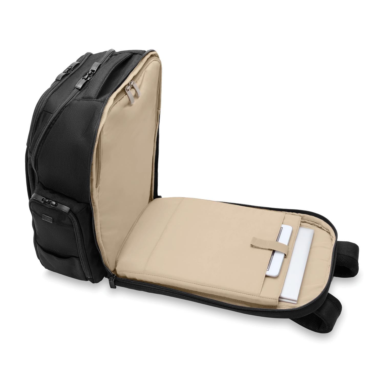Traveler Backpack - Image 24