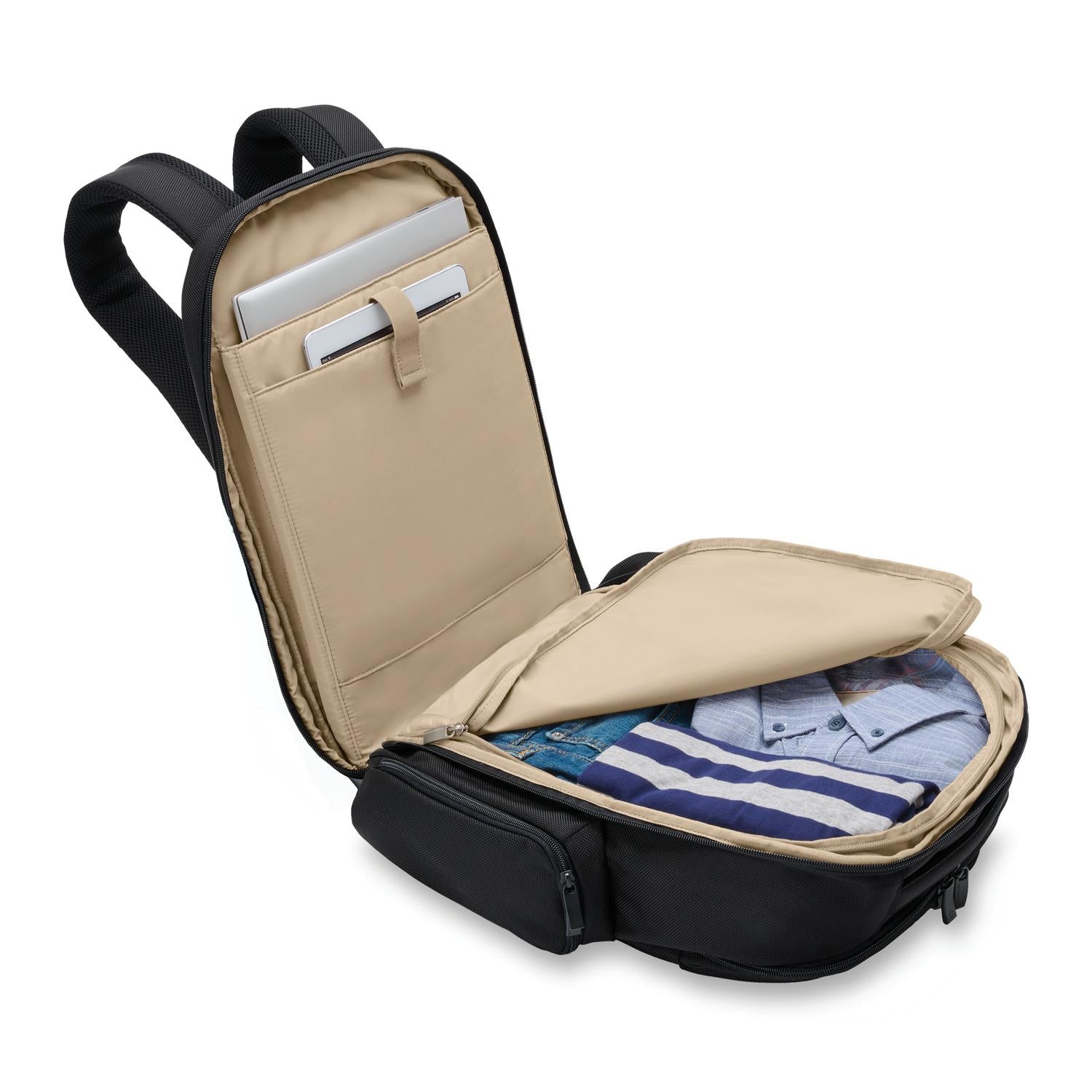 Traveler Backpack - Image 25