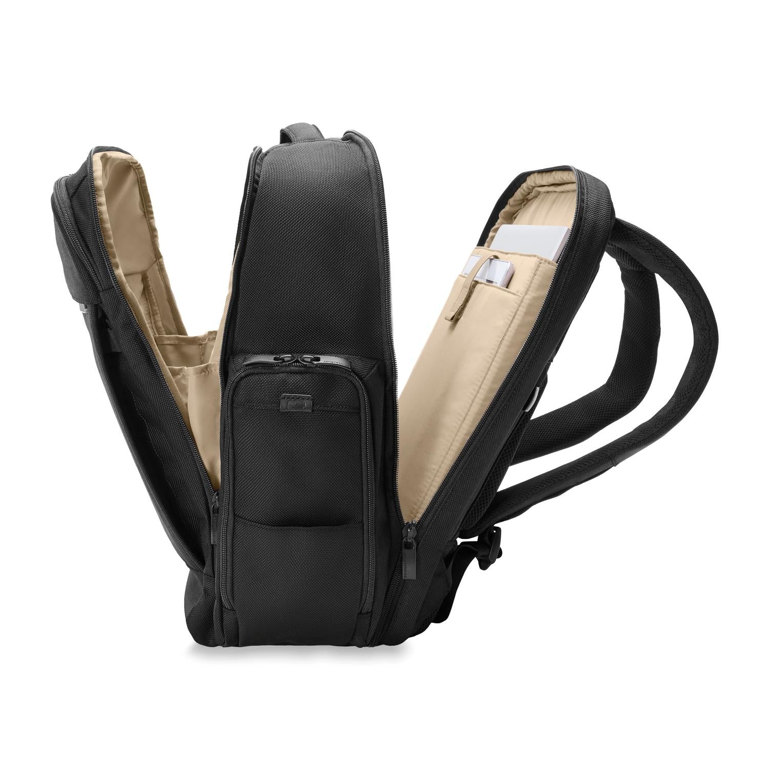 Traveler Backpack - Image 23